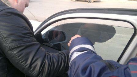 В преддверии весны началась борьба с избыточной тонировкой