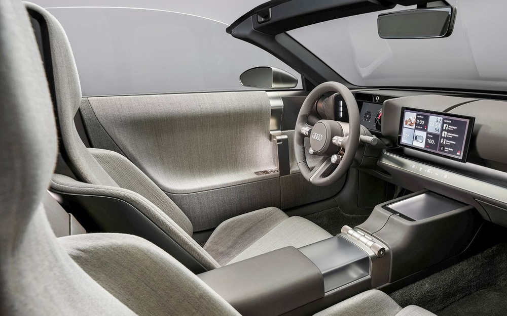 Интерьер Audi Concept C