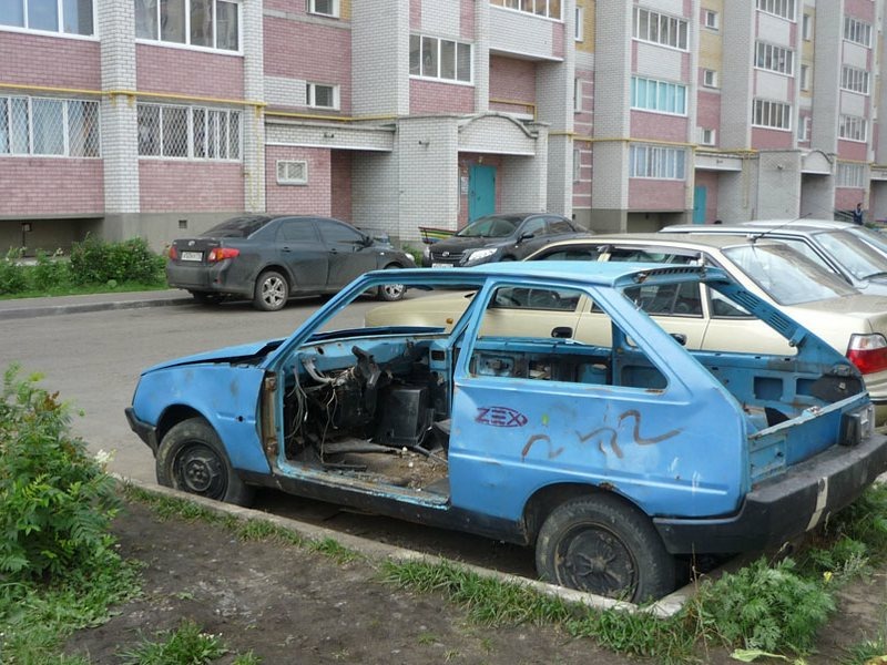 Депутаты предлагают штрафовать за автохлам на 100 тысяч рублей