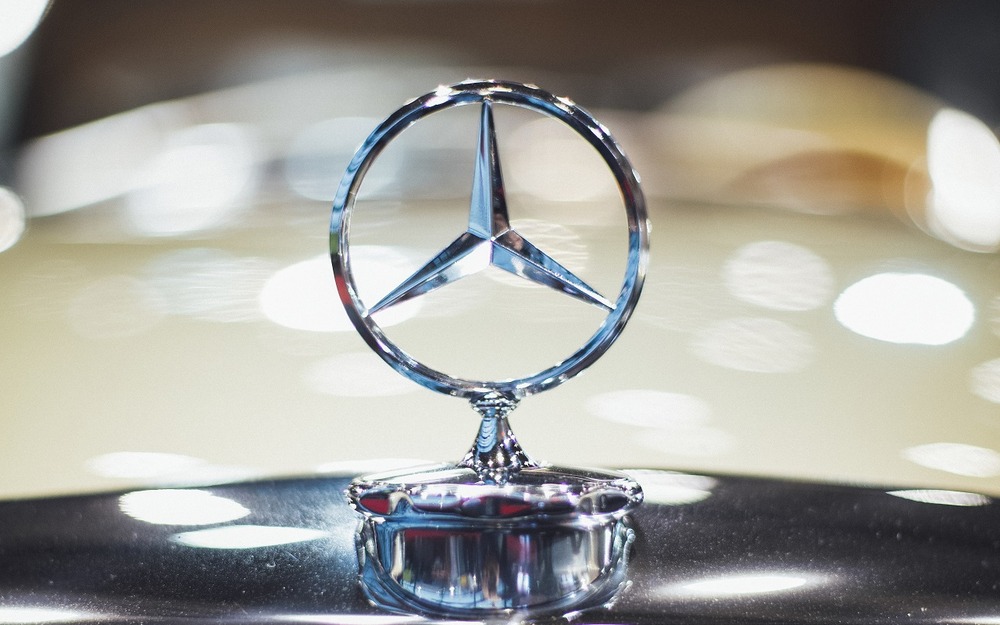 Mercedes отзовет более 30 тыс. седанов: подробности