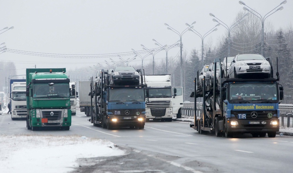 Российский рынок грузовиков упал на 34%