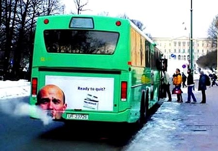 Греция ввела запрет на курение за рулем