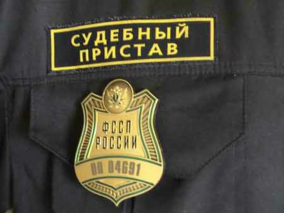 Приставы предлагают отбирать права у злостных неплательщиков алиментов