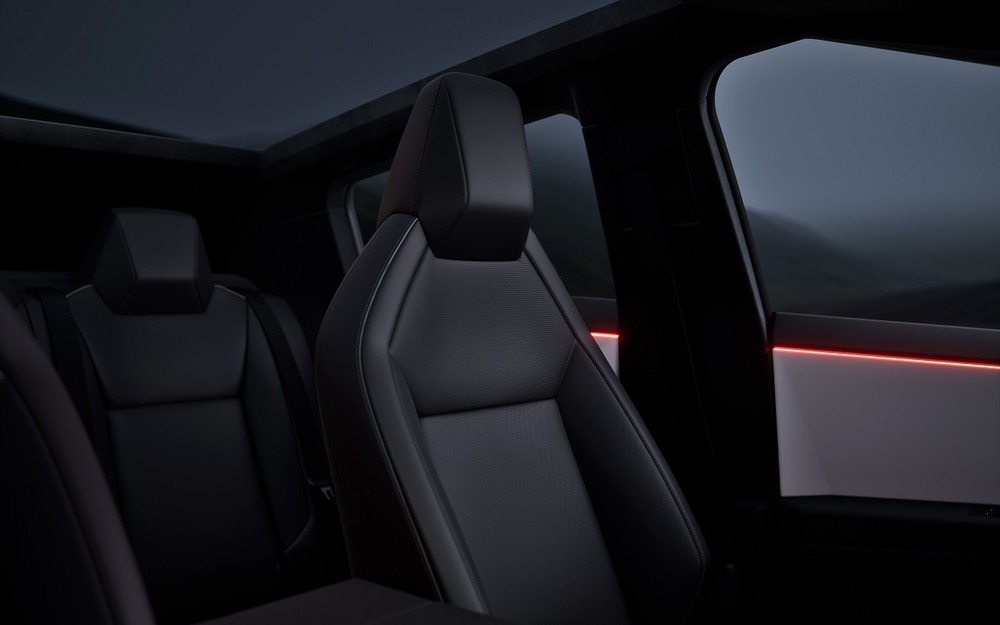 Интерьер Tesla Cybertruck