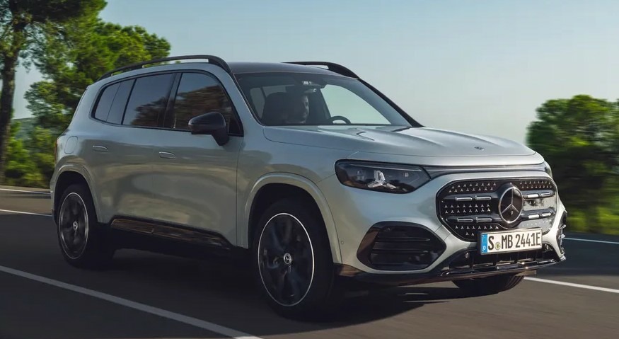 Новый Mercedes-Benz GLB: сначала - электричество, потом - гибриды