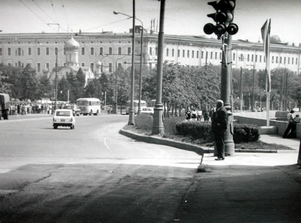 Центр Москвы переходит на евро