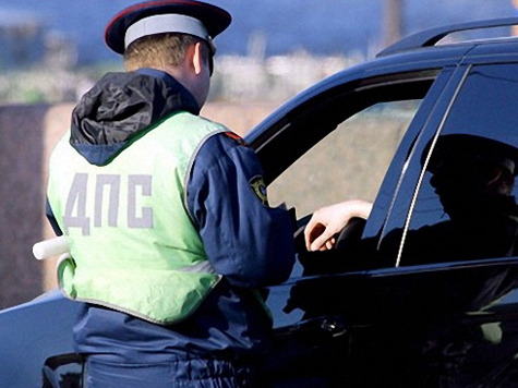 Водителей могут обязать возить с собой медсправку 