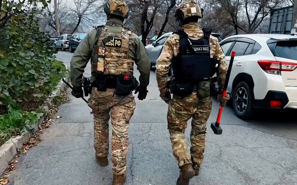 В Приморье поймали автомошенников, укравших 130 млн рублей