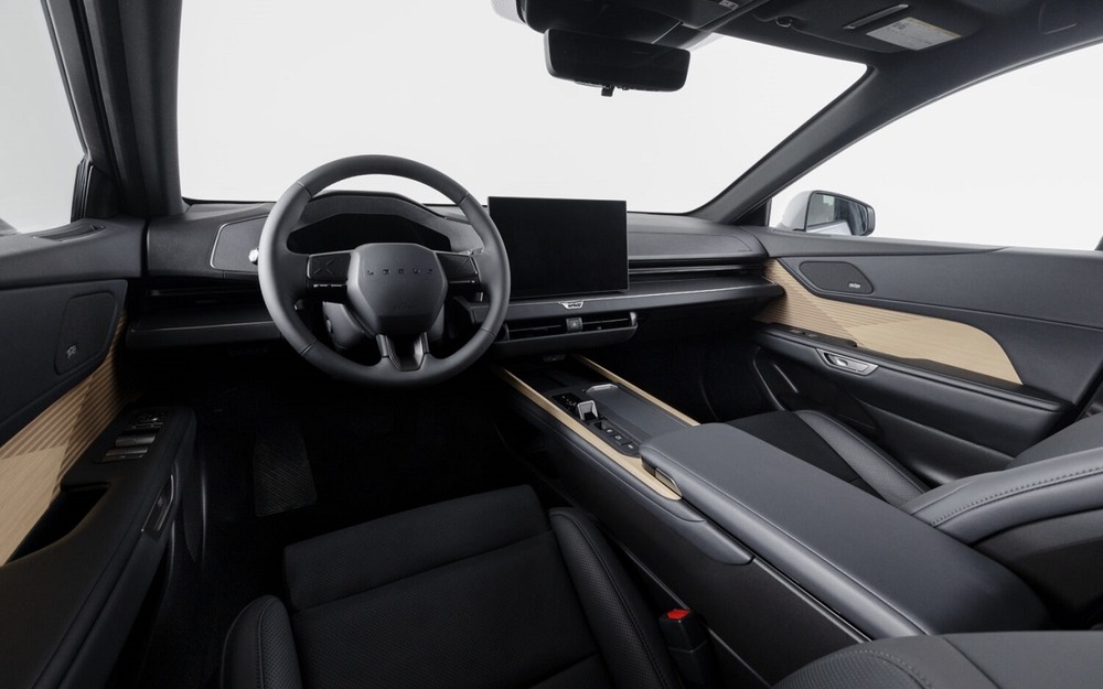 Интерьер Lexus ES