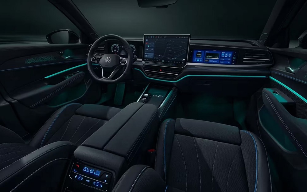 Интерьер Volkswagen Passat Pro 2026