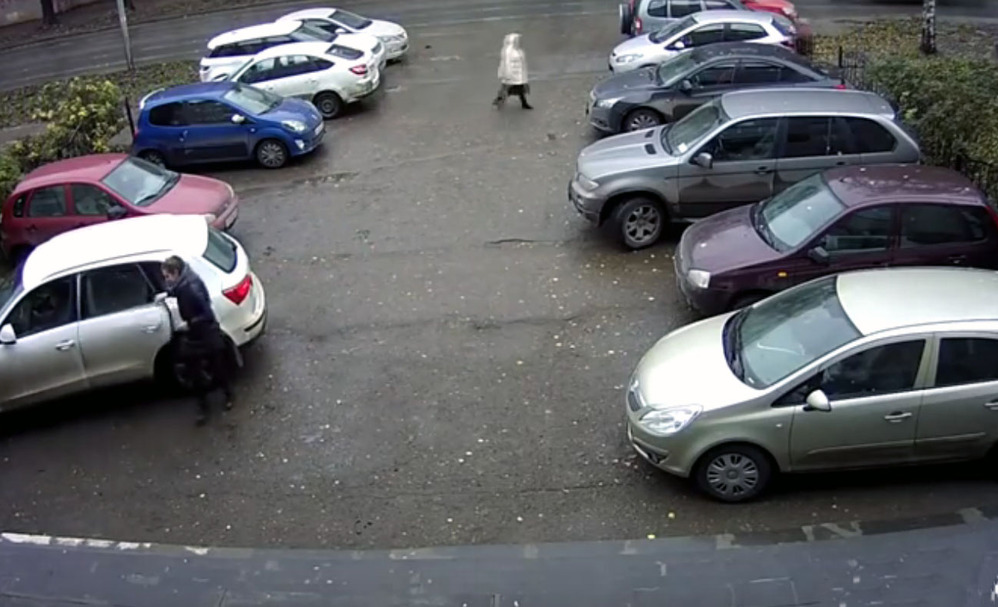 Попала в «аномальную» зону (ВИДЕО)