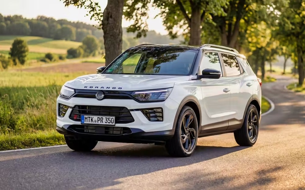 Кожа, стиль и автомат: KGM раскошелился на заряженный Korando