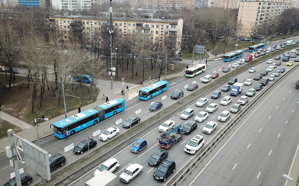 ЦОДД советует не ездить за рулем на юго-восток Москвы