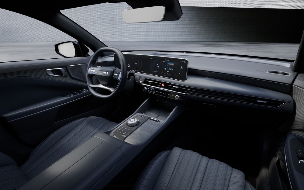 Интерьер Kia K8