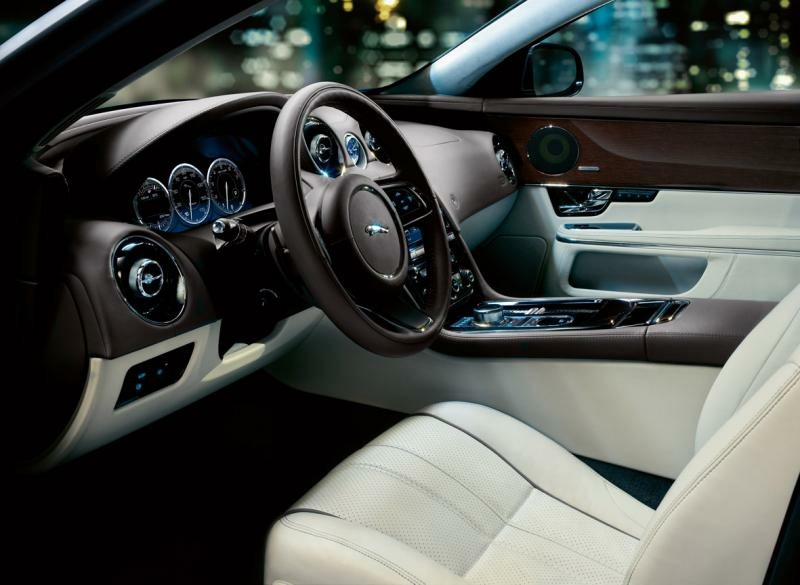 Jaguar XJ New - прием заказов стартовал