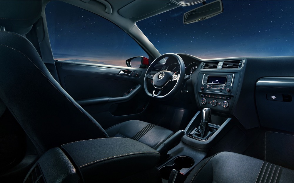 Интерьер Volkswagen Jetta