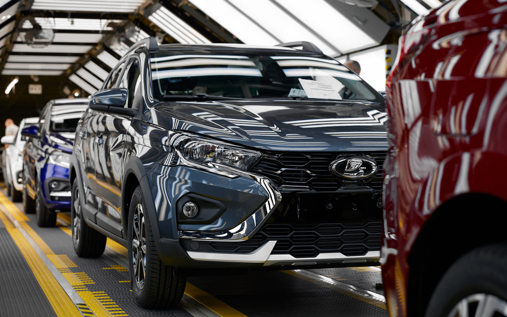 Сколько автомобилей Lada Iskra будет выпущено в этом году? «За рулем» уточнил