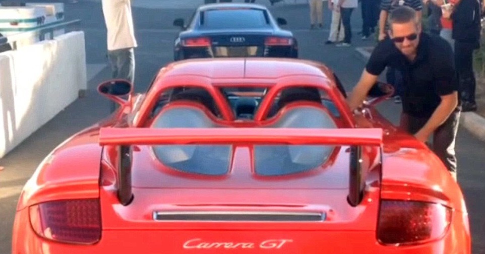 Причиной гибели Пола Уокера могла стать техническая неисправность Porsche Carrera GT