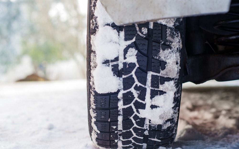 Каков предел эксплуатации комплекта зимних шин: ответ эксперта