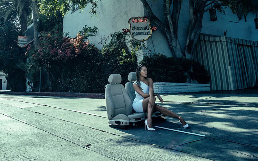 Фото из календаря Pirelli