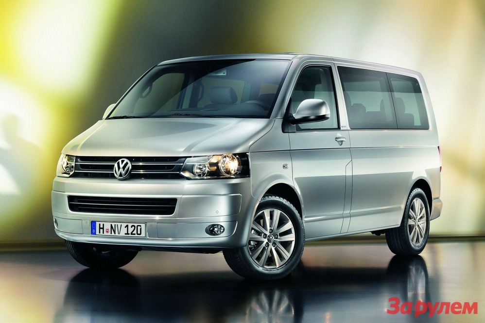 VW Multivan Match: понравится любителям футбола и многодетным семьям