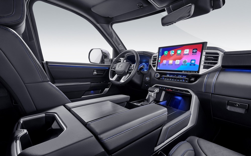 Интерьер Toyota Sequoia