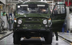 УАЗ Хантер ведет эволюцию от УАЗ‑469, который выпускается в Ульяновске с декабря 1972 года