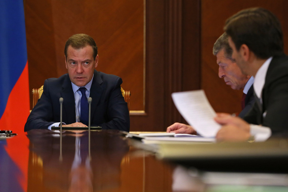 Дмитрий Медведев отчитался о ликвидации мест ДТП
