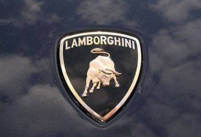 Полицейские Дубая будут ездить на Lamborghini