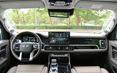 Интерьер BAIC BJ60