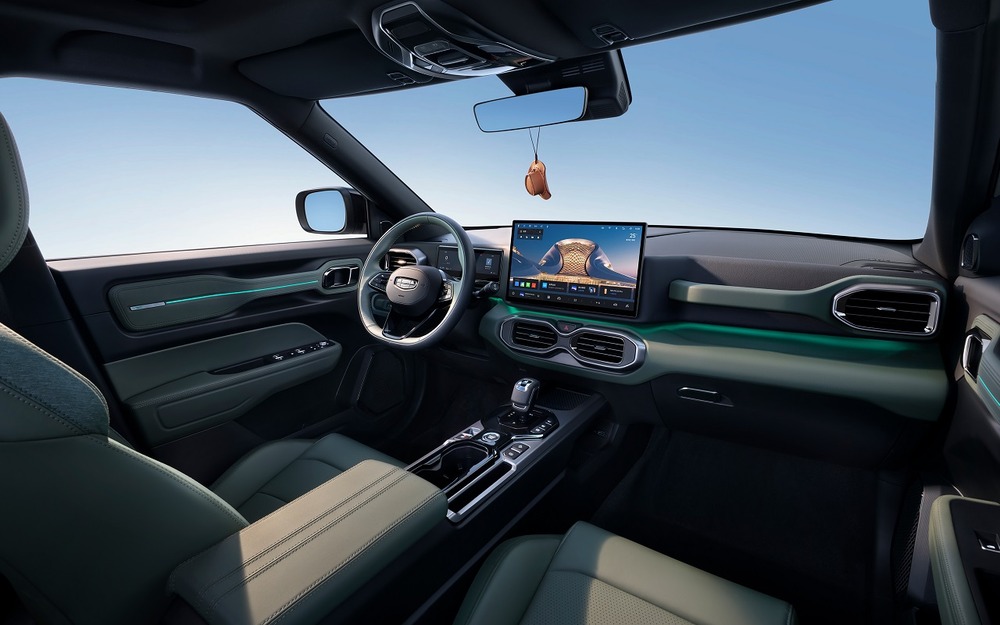 Интерьер Geely Cowboy
