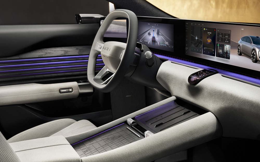 Интерьер Audi E5