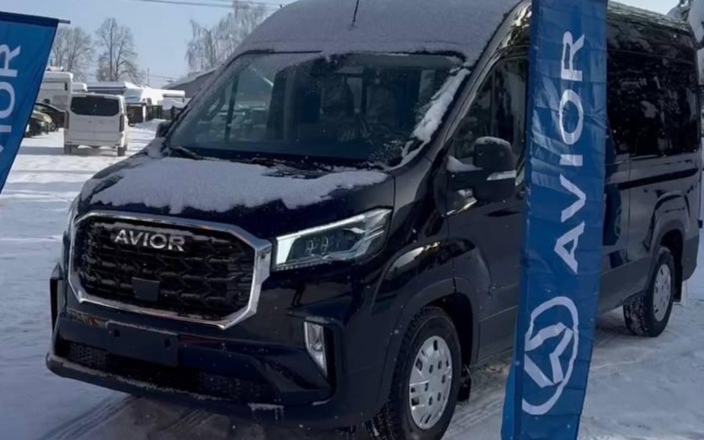 Микроавтобус Avior V90 Business