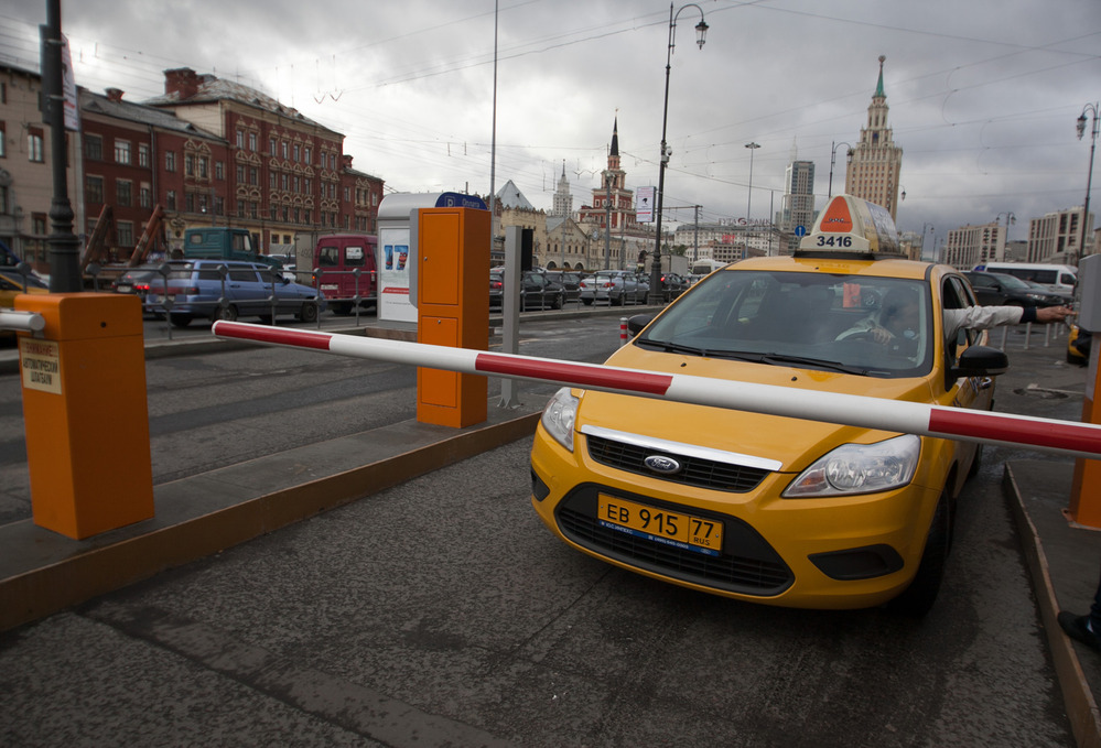 Госдума перенесла рассмотрение нормы о платном въезде в городах