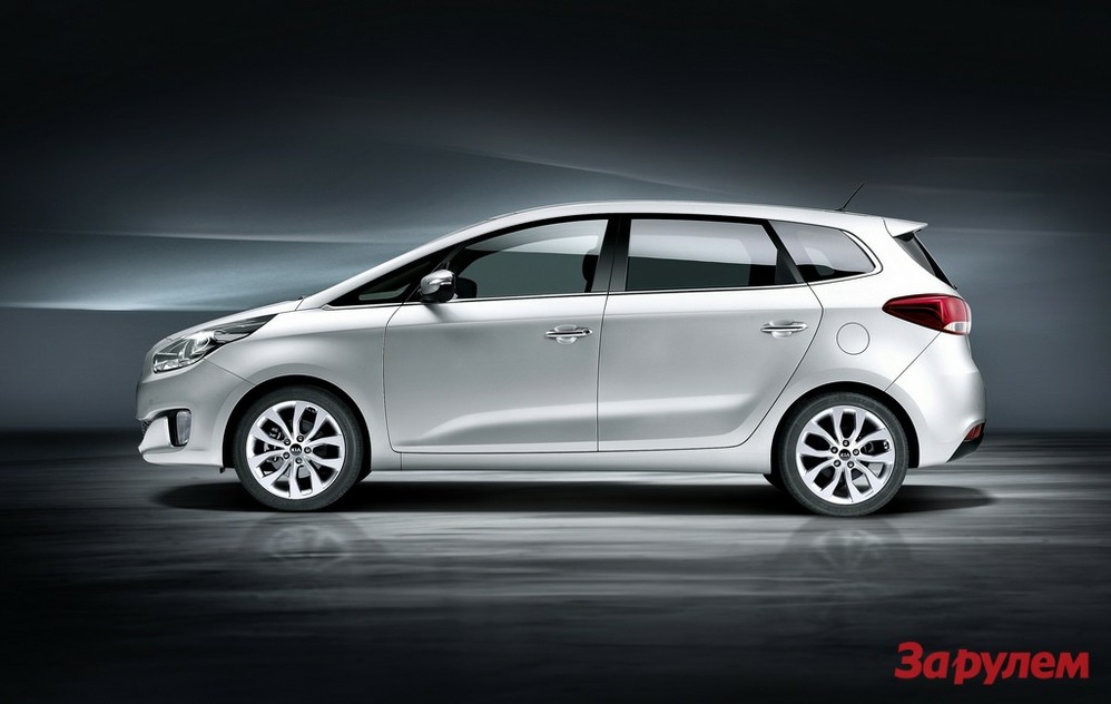 Kia предъявила фото третьего поколения Carens