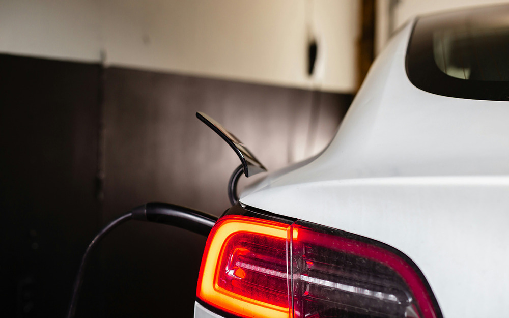 Электромобили будут заряжаться в 5 раз быстрее: подробности о новой технологии