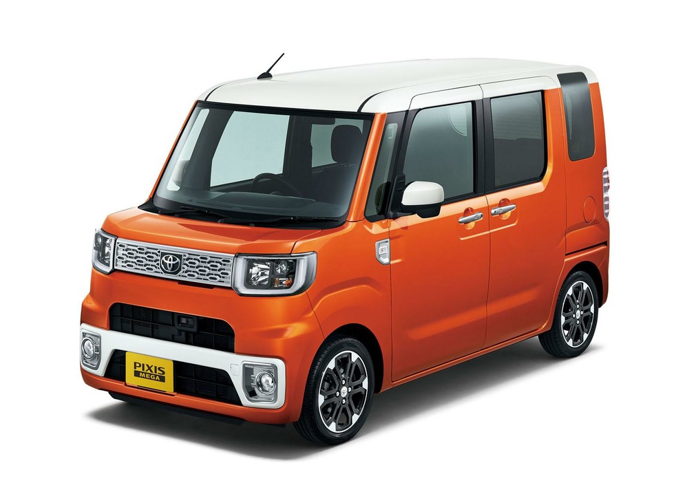 Toyota презентовала миникар Pixis Mega для Японии