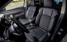Интерьер Mitsubishi Outlander