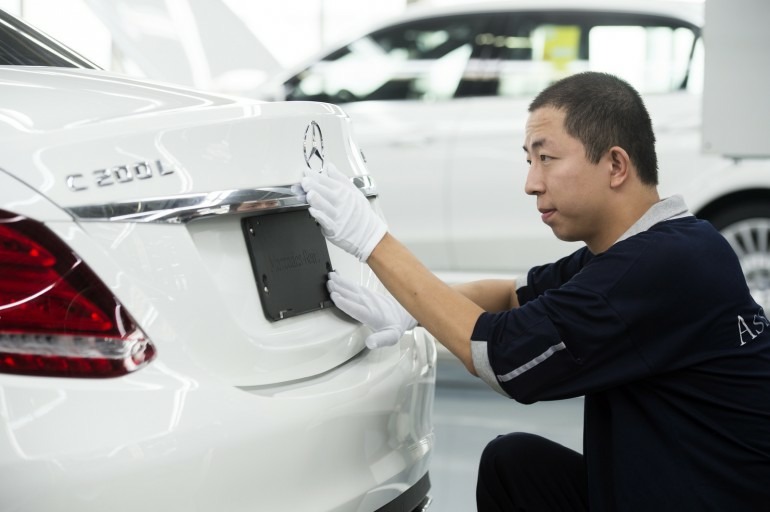 Китайцы обвинили Mercedes-Benz в злоупотреблениях на рынке запчастей