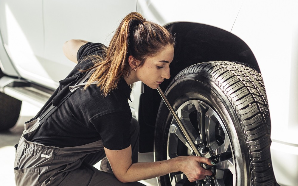 Сэкономить на шинах без ущерба для безопасности - это реально