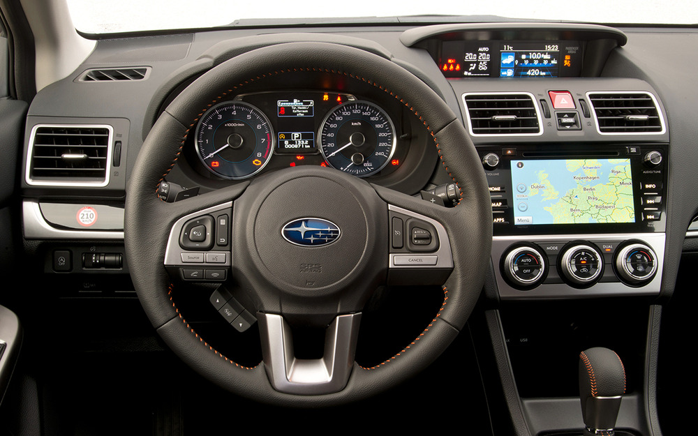Интерьер Subaru XV