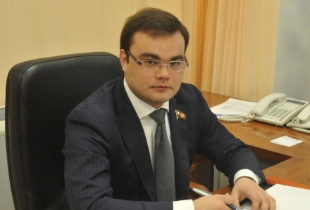 Депутат Мособлдумы задержан за «пьяную» езду с поддельными правами