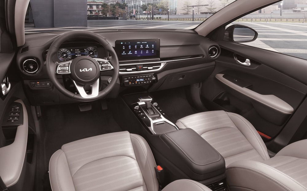 Интерьер Kia K3