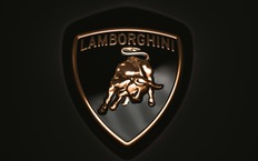 Lamborghini засудила дилера за продажу машин сутенерам и наркоторговцам