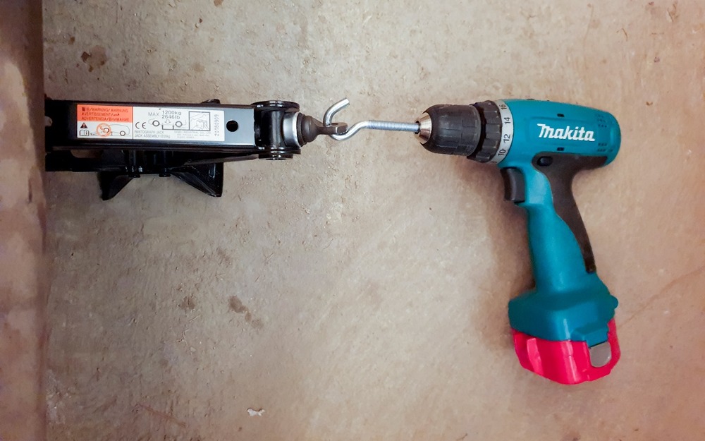 Лайфхак  для замены колес - улучшенный вариант