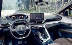Интерьер Peugeot 4008