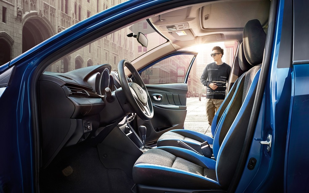 Toyota Yaris L-X