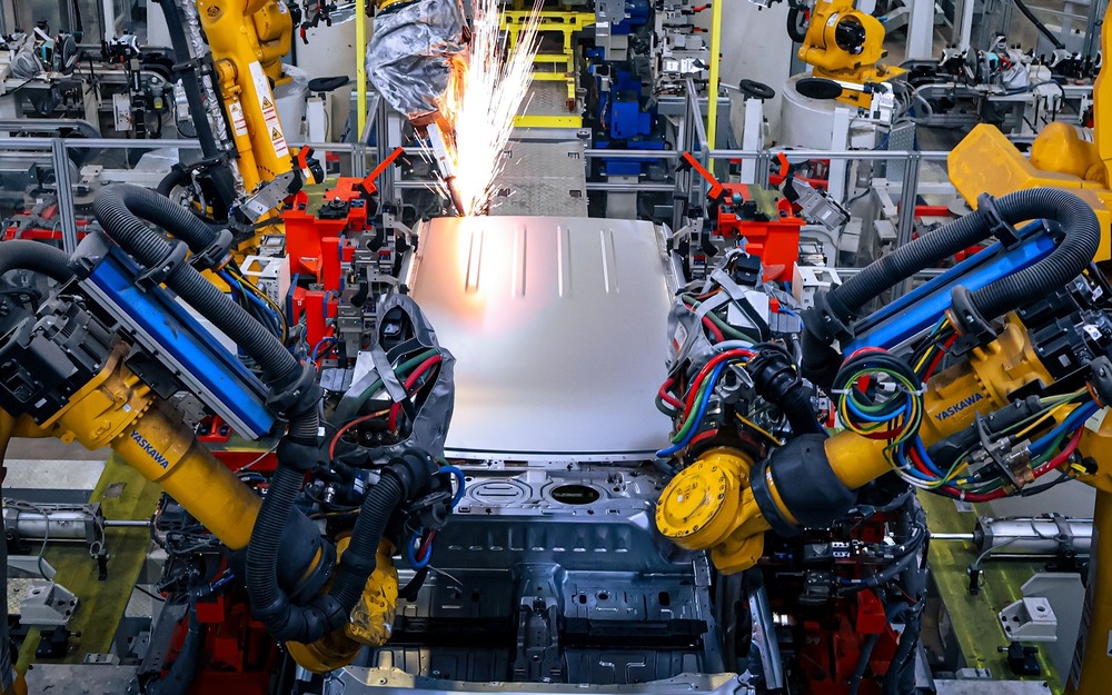 Производство кроссоверов Jeland