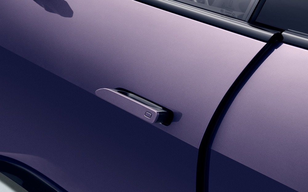 Таких ручек, как на этом Avatr 12, со следующего года не будет ни на этой модели, ни на всех остальных новых «китайцах»