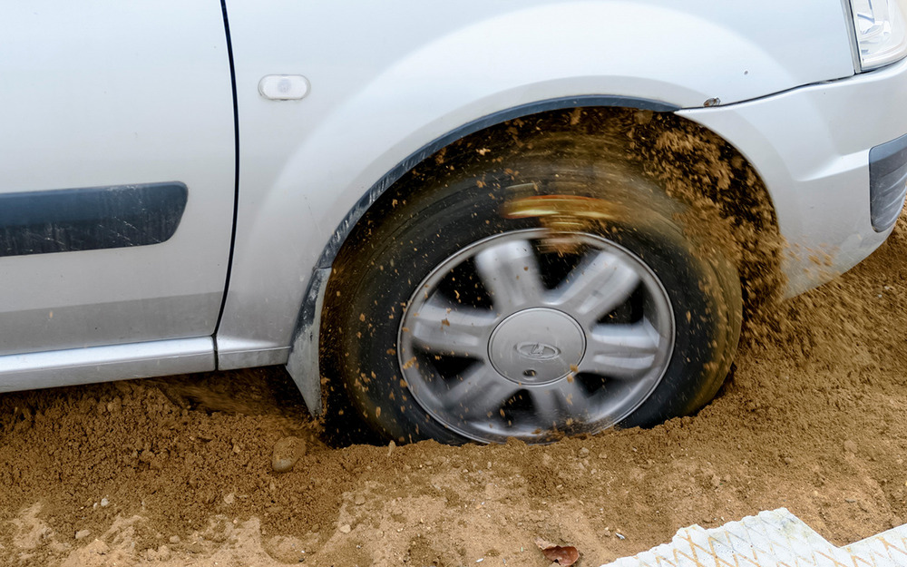 Как браслеты помогают выбраться с бездорожья - экспертиза «За рулем»